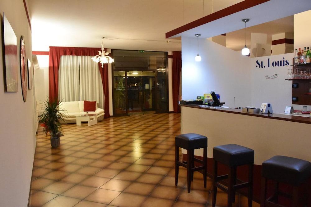 St. Louis Hotel