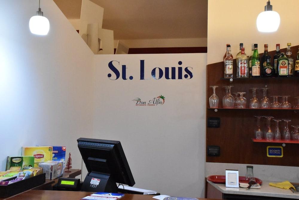 St. Louis 3*