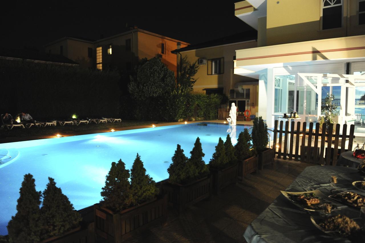 St. Louis Hotel 3*